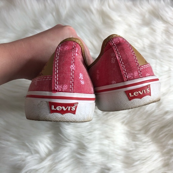 Women's Pink and White Levi's Bicycle Lace Up Shoes - Picture 3 of 7